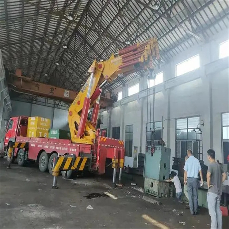 内江速查！附近自卸吊车租赁电话及租赁全攻略