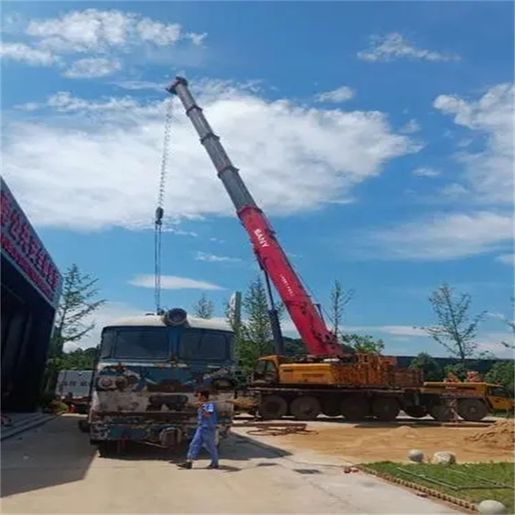 内江吊车出租｜16吨汽车吊｜工地吊装/设备吊运｜灵活调度_专业团队