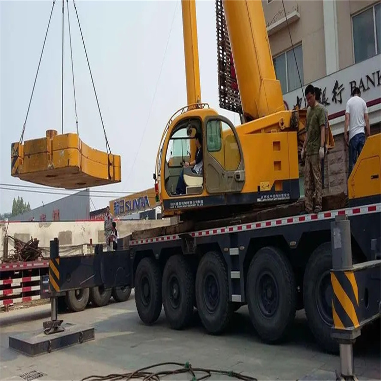 内江吊车怎么吊玻璃